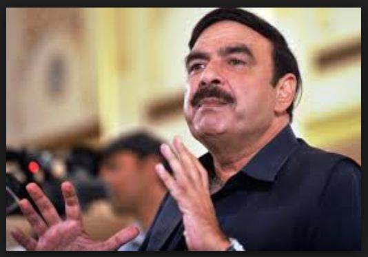 شیخ رشید سپریم کورٹ پہنچ گئے 