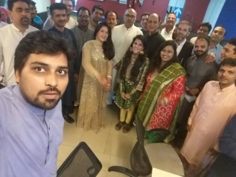 چیئر مین نئی بات میڈیا نیٹورک پروفیسر ڈاکٹر چوہدری عبدالرحمٰن نے نیوٹی وی ٹیم کے ساتھ عید کے پر مسرت لمحات گزارے 
