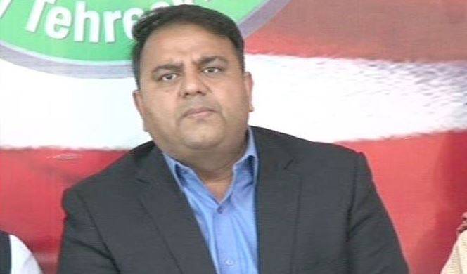 عمران خان کی ہدایت پر پی ٹی آئی وفد کی لندن میں بیگم کلثوم نواز کی عیادت 