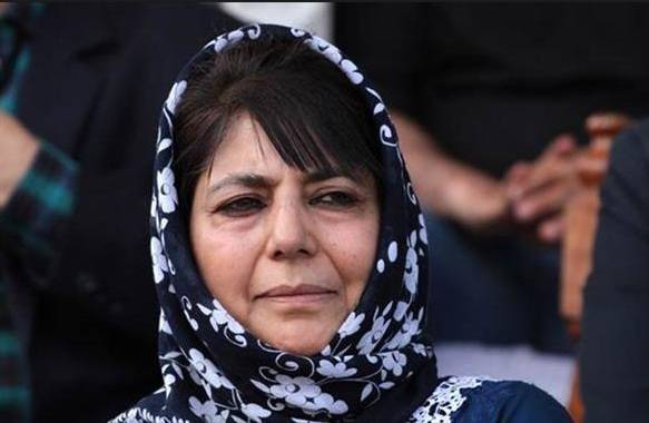 مقبوضہ کشمیر کی وزیر اعلیٰ محبوبہ مفتی نےاستعفی دے دیا