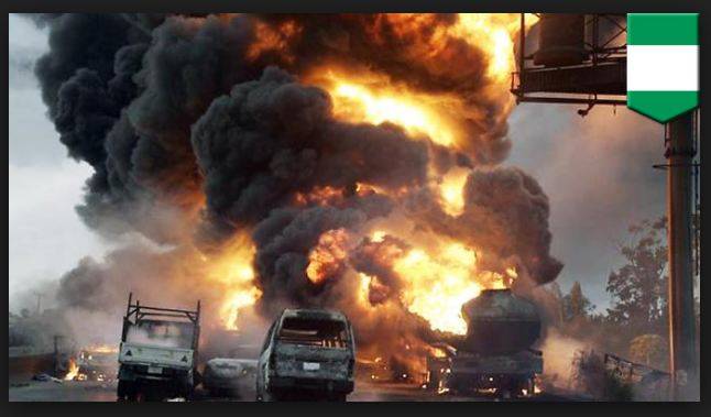   نائیجیریا ، آئل ٹینکر میں دھماکا، 9 افراد ہلاک، 54 گاڑیاں خاکستر