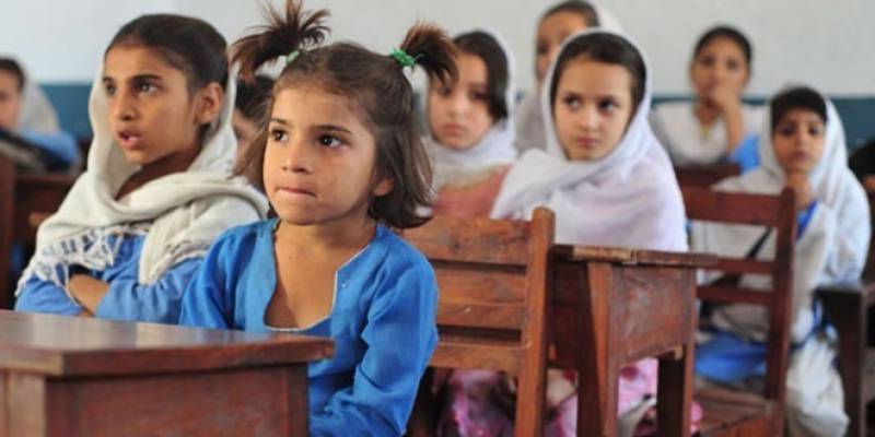 موسم گرما کی تعطیلات بڑھانے کا فیصلہ