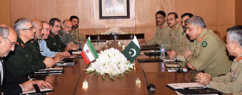  آرمی چیف سے ایرانی مسلح افواج کے سربراہ کی ملاقات، روابط مزید بڑھانے پر زور