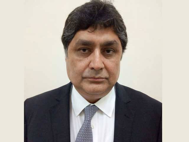 توہین عدالت کیس میں فواد حسن فواد کو بری کرنے کا حکم