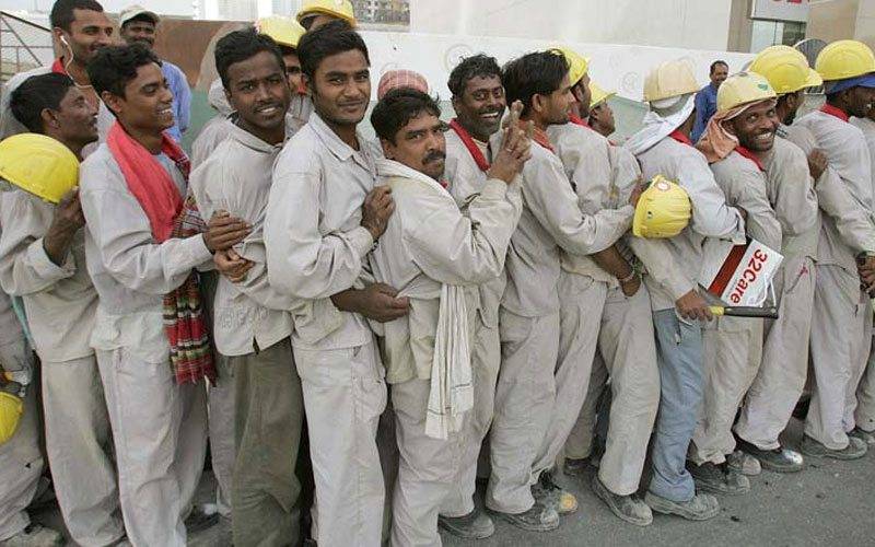 سعودی عرب نے یکم محرم سے کارکنوں کے پیشوں میں تبدیلی کی اجازت دیدی