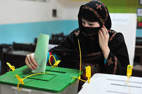 الیکشن کمیشن نے ن لیگ کی پولنگ کاوقت بڑھانے کی درخواست مستردکردی
