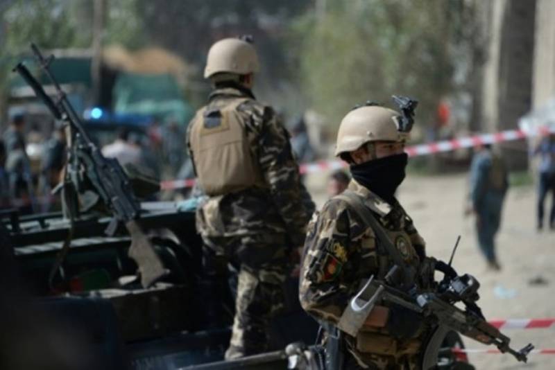کابل میں خودکش دھماکے میں افغان فورسز کے 4 اہلکار ہلاک