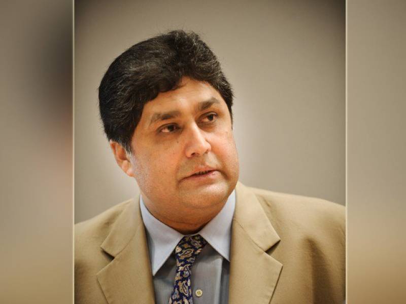 فواد حسن فواد کی معطلی کا نوٹیفکیشن جاری کر دیا گیا
