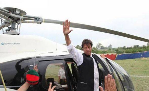 سرکاری ہیلی کاپٹر کا استعمال، نیب نے عمران خان کو طلب کرلیا