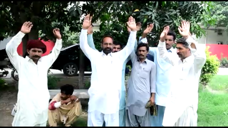 جلالپور بھٹیاں سرکاری اسپتال کا ڈاکٹرآپے سے باہر 