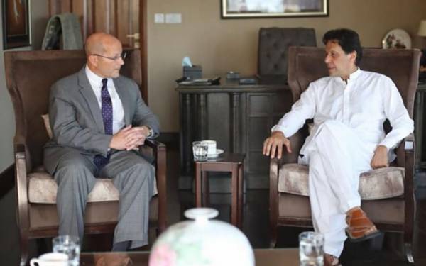 عمران خان سے امریکا کے قائم مقام سفیرجان ہوور کی ملاقات