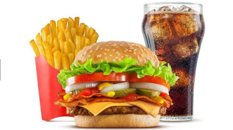 فاسٹ فوڈ کے زیادہ استعمال سے بچوں کی ذہنی نشو و نما متاثر ہوتی ہے 