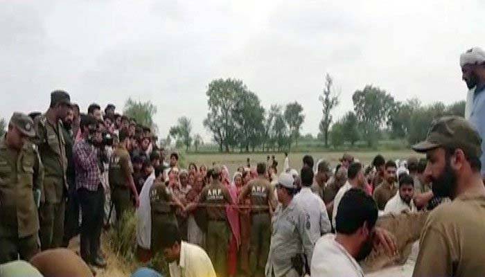 لاہور، ایک ہی خاندان کے پانچ افراد کے قاتلوں نے گرفتاری دے دی