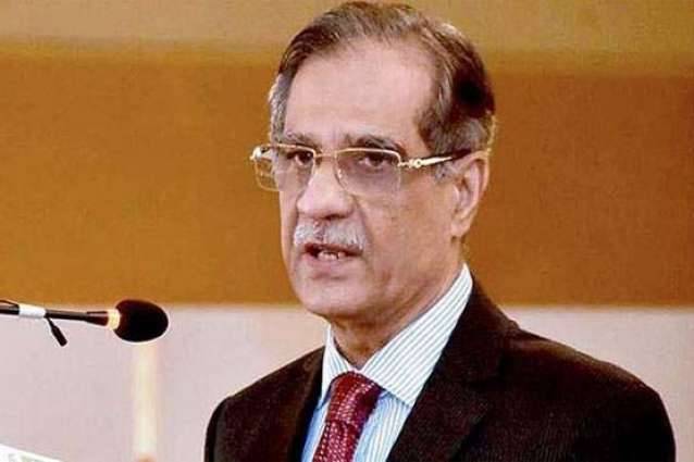 کچی آبادیوں سے متعلق کیس :چیف جسٹس نے پی ٹی آئی کے متوقع وزیرکیڈ کو آئندہ سماعت پر طلب کرلیا