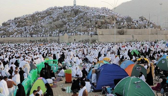 مناسک حج کا آغاز ہوگیا ، حجاج کرام منیٰ پہنچ گئے