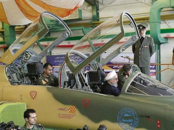 ایران نے مقامی سطح پر تیار کردہ جنگی جہاز کو منگل کو یوم دفاع کے روز نیشنل ڈیفنس انڈسٹری کی نمائش میں دکھایا گیا