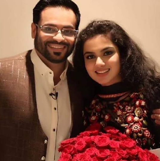 ڈاکٹر عامر لیاقت کی دوسری بیوی کی تصاویر نے سوشل میڈیا پر دھوم مچادی