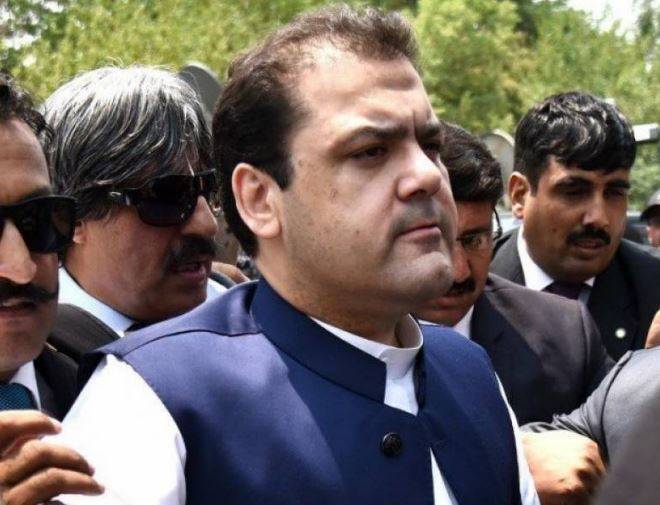 بیگم کلثوم نواز کو نواز شریف اور مریم نواز کے قید ہونے کا علم نہیں تھا 