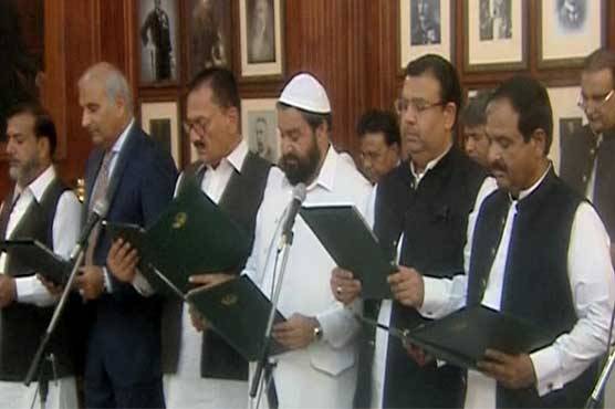 پنجاب کابینہ کے مزید 12 وزراء نے حلف اٹھا لیا
