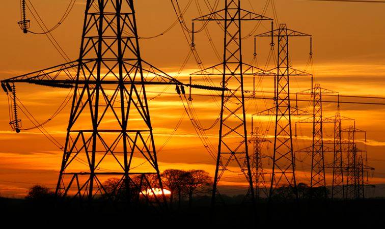 پاکستانی معیشت کوتوانائی بحران کے باعث سالانہ 5.8 ارب ڈالر نقصان کا سامنا 