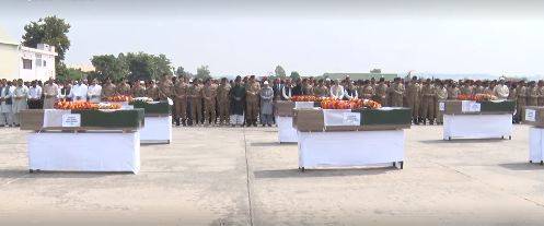 شمالی وزیرستان میں شہید ہونے والے پاک فوج کے جوانوں کی نمازہ جنازہ ادا کر دی گئی