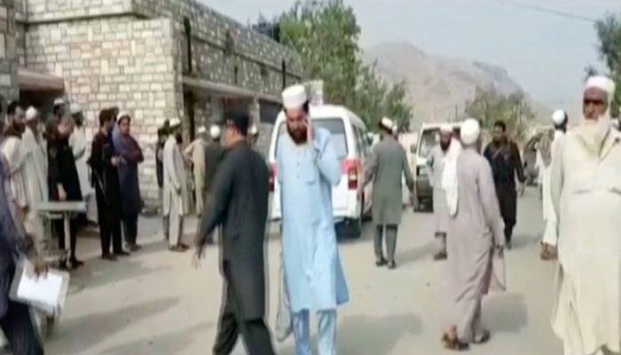 لنڈی کوتل میں مٹی کا تودہ گرنے سے 4 افراد جاں بحق