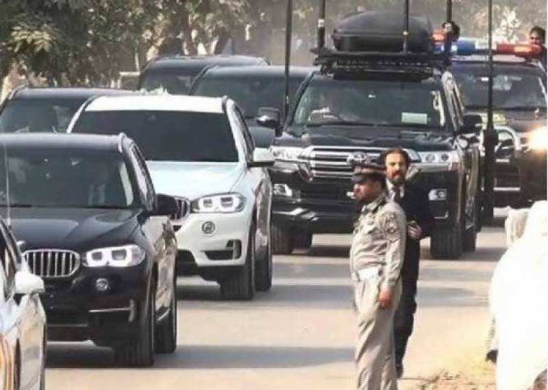 سرکاری گاڑیاں غائب ہونے میں سرکاری ملازمین کے ملوث ہونے کا انکشاف
