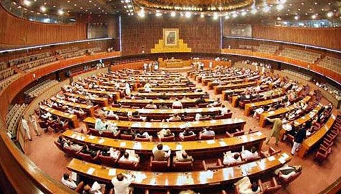 قومی اسمبلی: وزیراعظم آزاد کشمیر کے ہیلی کاپٹر پر بھارتی فائرنگ کے خلاف قرارداد منظور