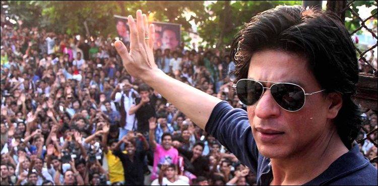 شاہ رخ خان کو میں‌ نے سپراسٹار بنایا: بھارتی سنگر کا انوکھا دعویٰ