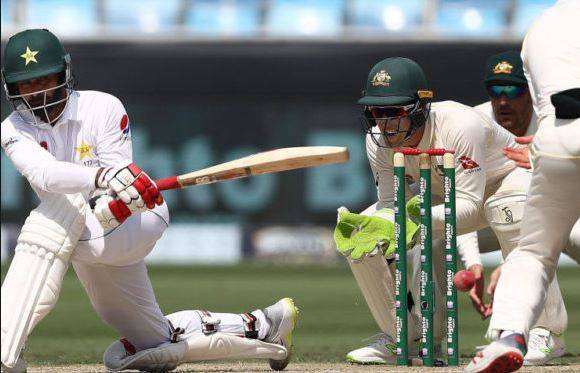 دبئی ٹیسٹ: کھیل کے اختتام پر پاکستان کے 3 وکٹوں پر 255 رنز