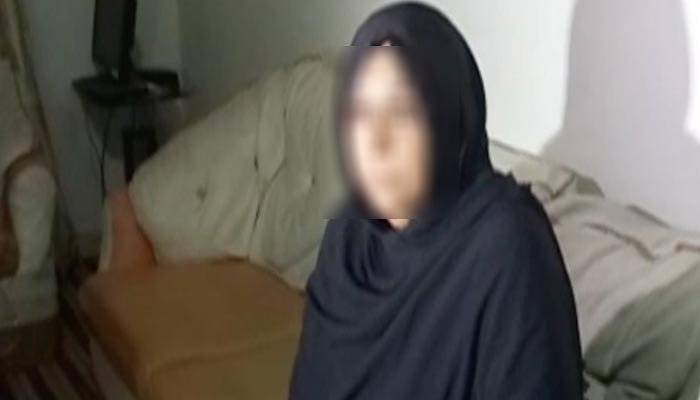  سرکاری ملازمہ کے جعلی بینک اکاؤنٹ سے کروڑوں روپے کی ٹرانزیکشن کا انکشاف