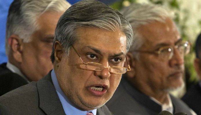 احتساب عدالت نے اسحاق ڈار کے پلاٹس پنجاب حکومت کی تحویل میں دے دیے