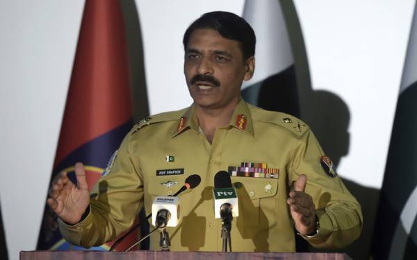 روسی فوج کادستہ مشترکہ جنگی مشقوں میں حصہ لینے کیلئے پاکستان پہنچ گیا