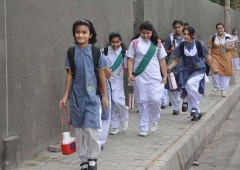 آج پنجاب اور خیبر پختونخوا میں تمام تعلیمی ادارے بند رہیں گے