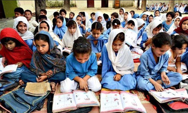 سکول بروز جمعہ کو بھی بند رہیں گے