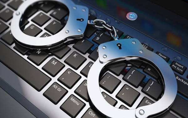 بس ڈرائیور نے مسافر خاتون کی تصاویر سوشل میڈ یا پر شیئر کردیں 