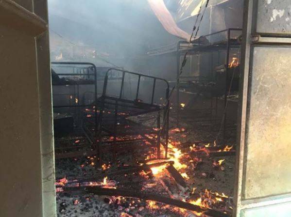  یوگنڈا ناراض طالب علم نے اسکول کو آگ لگادی