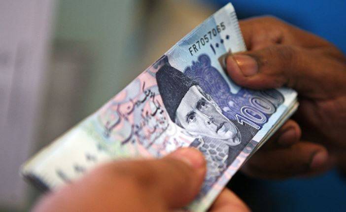  پاکستان اسٹاک ایکسچینج میں مندی کا رجحان، سرمایا کاروں اربوں کے روپے ڈوب گئے