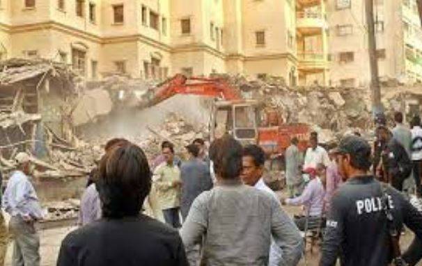  کراچی میں تجاوزات کے خلاف آپریشن میں تیزی 