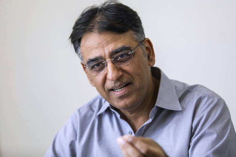 پاک سوزوکی پاکستان میں نیا پلانٹ لگائے گی، اسد عمر