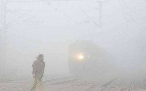 پاکستان آلودگی سے متاثرہ ممالک میں7ویں نمبر پر آگیا
