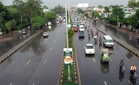 ملک کے مختلف شہروں میں بارش سے موسم سرد ہو گیا