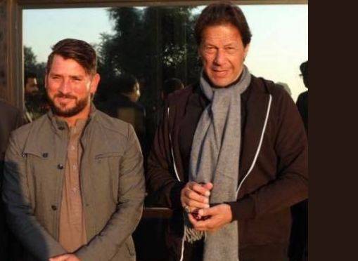 وزیراعظم عمران خان سے یاسر شاہ کی بنی گالہ میں ملاقات