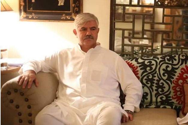خیبرپختونخوا کے وزیراعلیٰ محمود خان نیب میں پیش