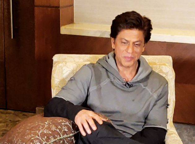 شائقین مجھے میری خامیوں اور غلطیوں سمیت پسند کرتے ہیں، شاہ رخ خان