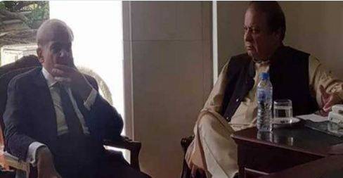 نواز شریف کی شہباز شریف سے اچانک ملاقات،آئندہ کی حکمت عملی پر غور