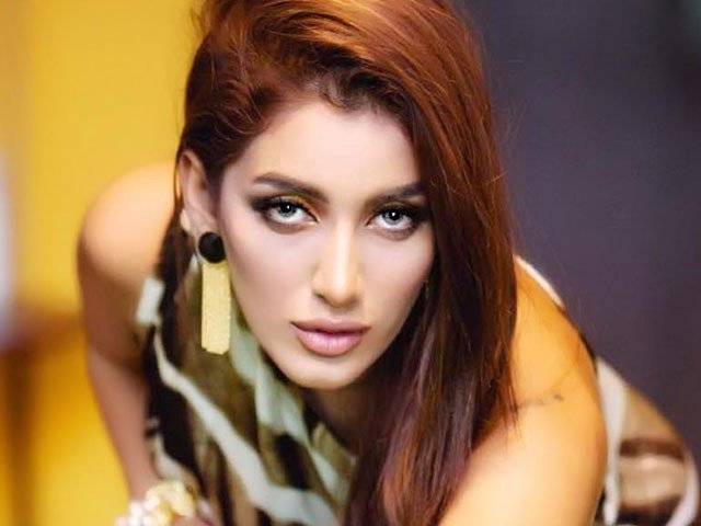 متھیرا دبئی میں خوفناک ٹریفک حادثے کا شکار ہو گئیں