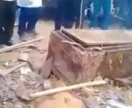 چین, نامعلوم شخص نے شادی کی خاطر اٹھارہ سالہ لڑکی کی لاش قبر سے چرا لی 