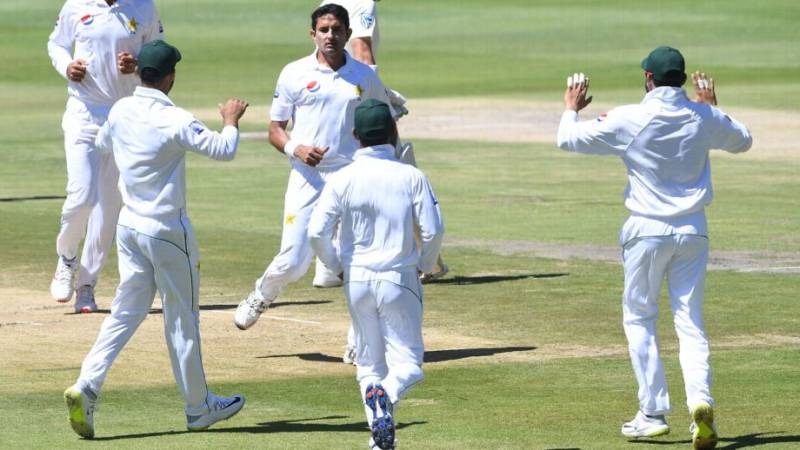 جنوبی افریقہ کے 262 رنز بنا کر آؤٹ ، پاکستان کے بھی 2 کھلاڑی پویلین لوٹ گئے 