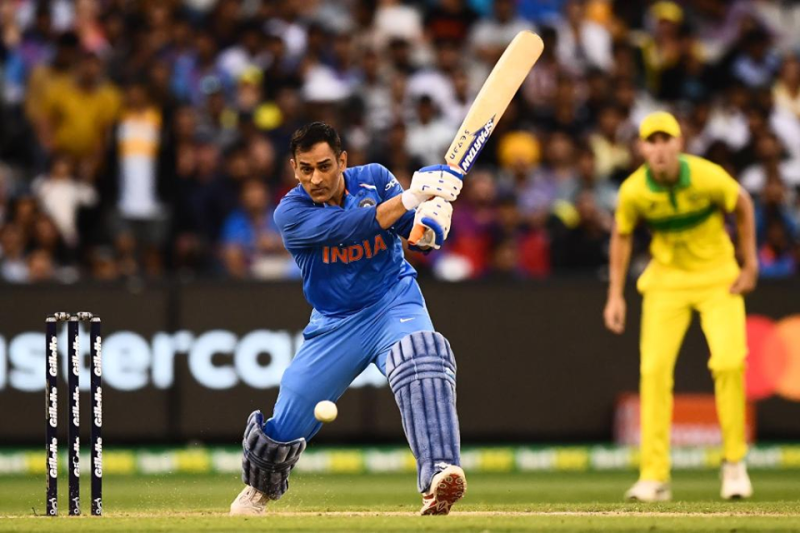 بھارت نے آسٹریلیا کو سنسنی خیز مقابلے کے بعد شکست دے دی 
